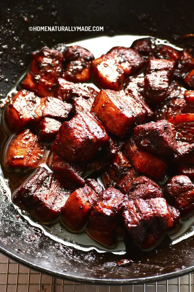 Freshly Cooked Red Braised Pork Belly {Hong Shao Rou}