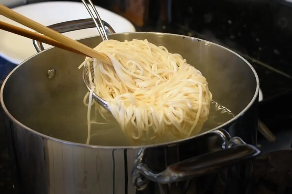 remove noodles from the pot