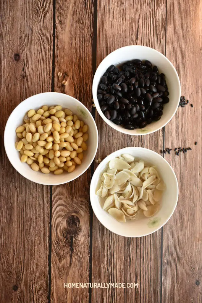 soaked soybeans black beans and lily roots