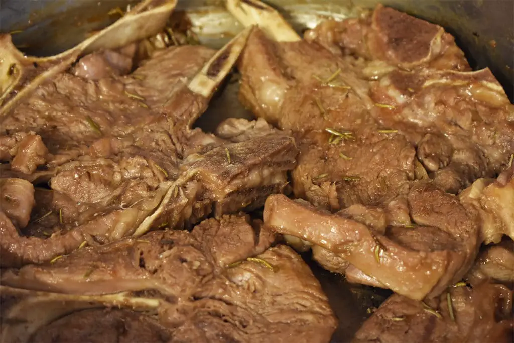 veal chop in the pan