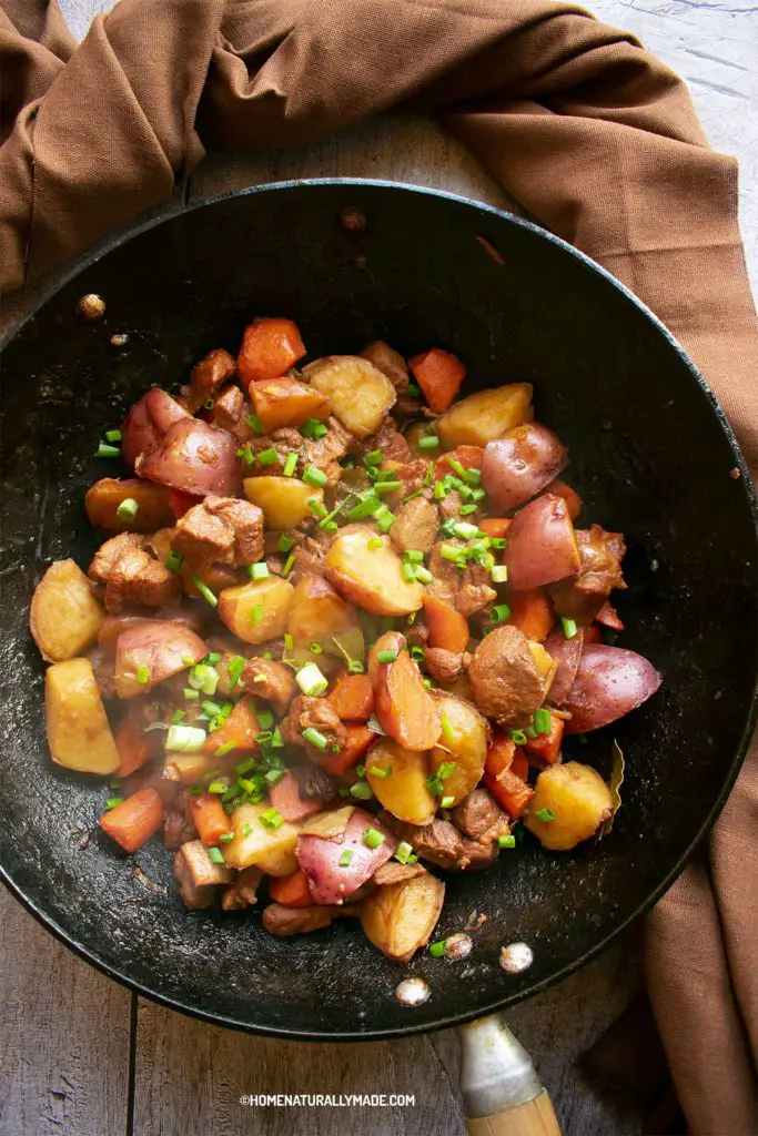 pork with potato and carrots