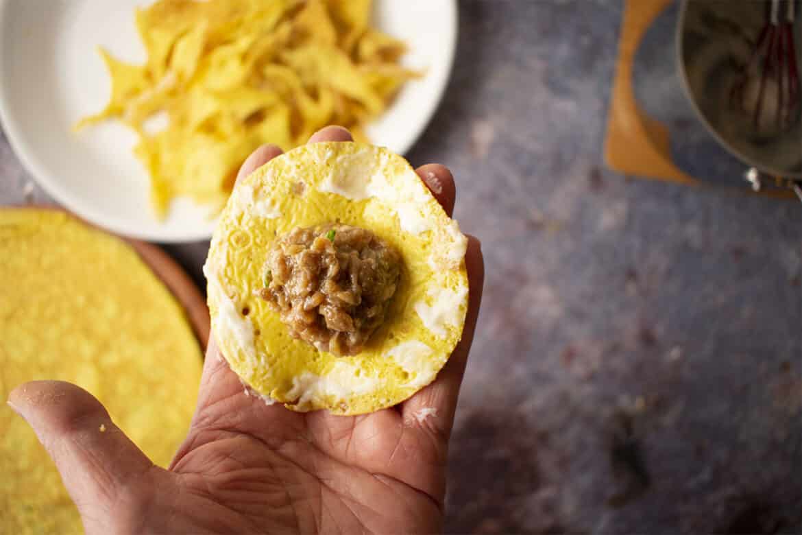 Egg Wrapped Pork Dumplings {Dan Jiao 蛋饺} HomeNaturallyMade