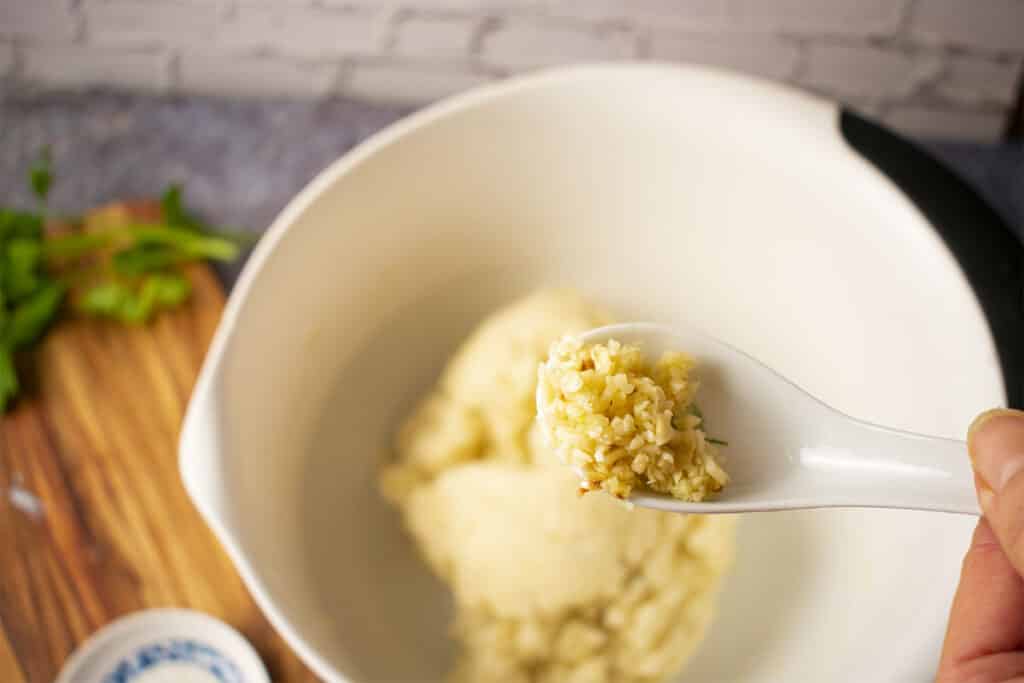 minced garlic for mashed potatoes