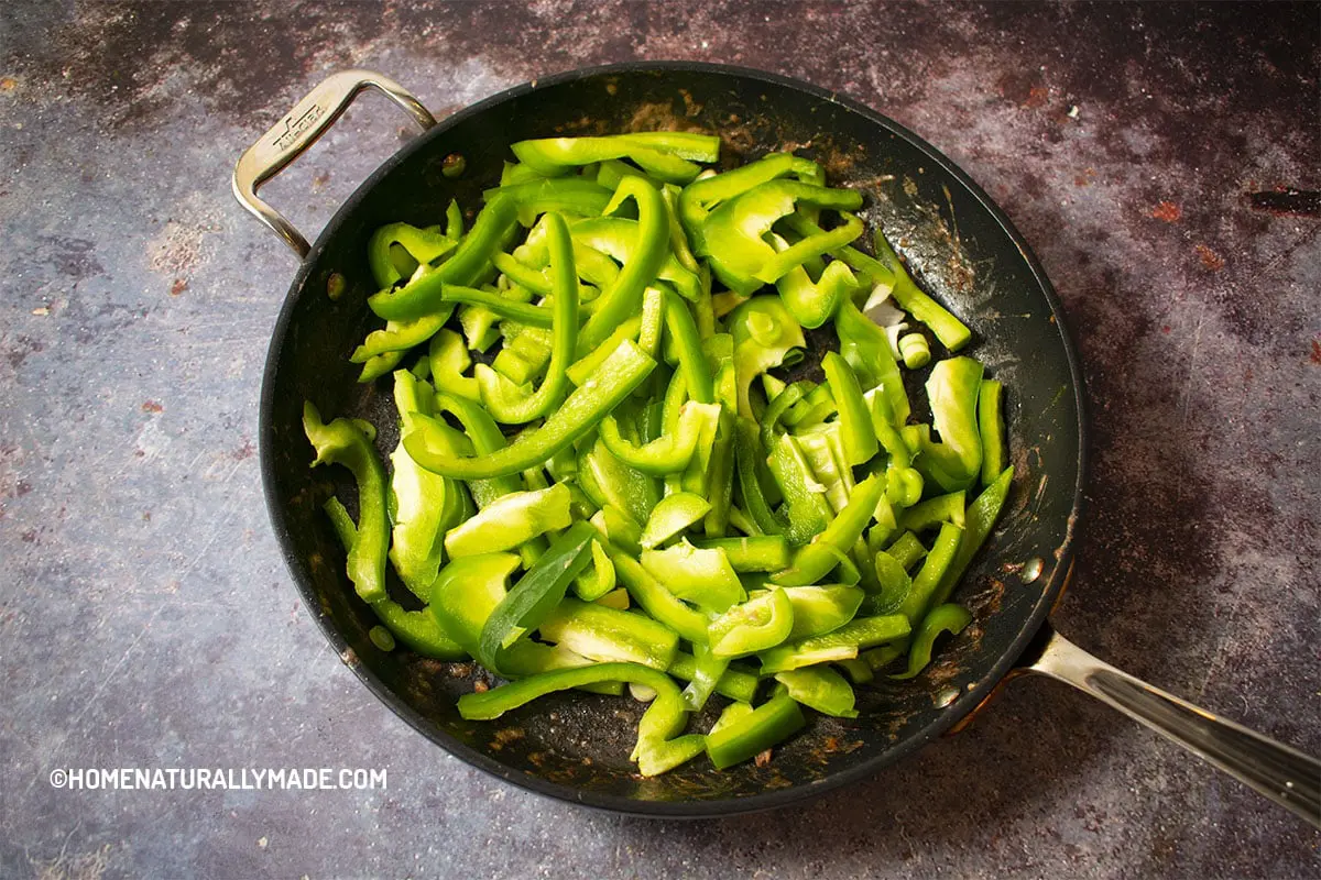 Green Pepper Slices Stir Fry