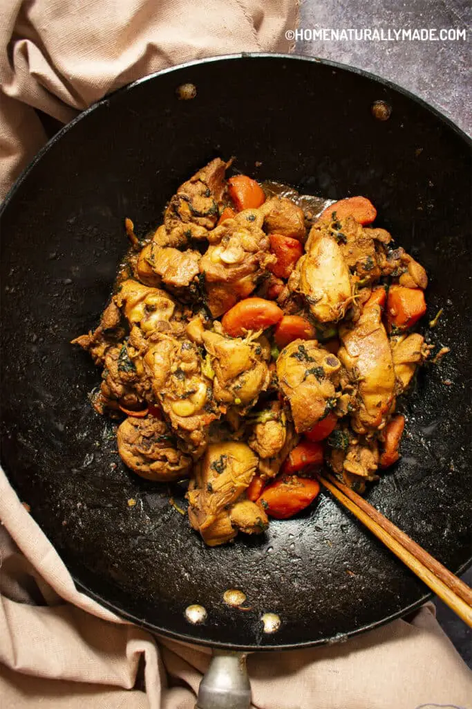 Basil Soy Sauce Chicken with Carrots