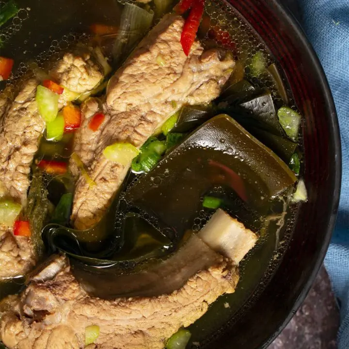 Kelp Rib Soup Chinese Style