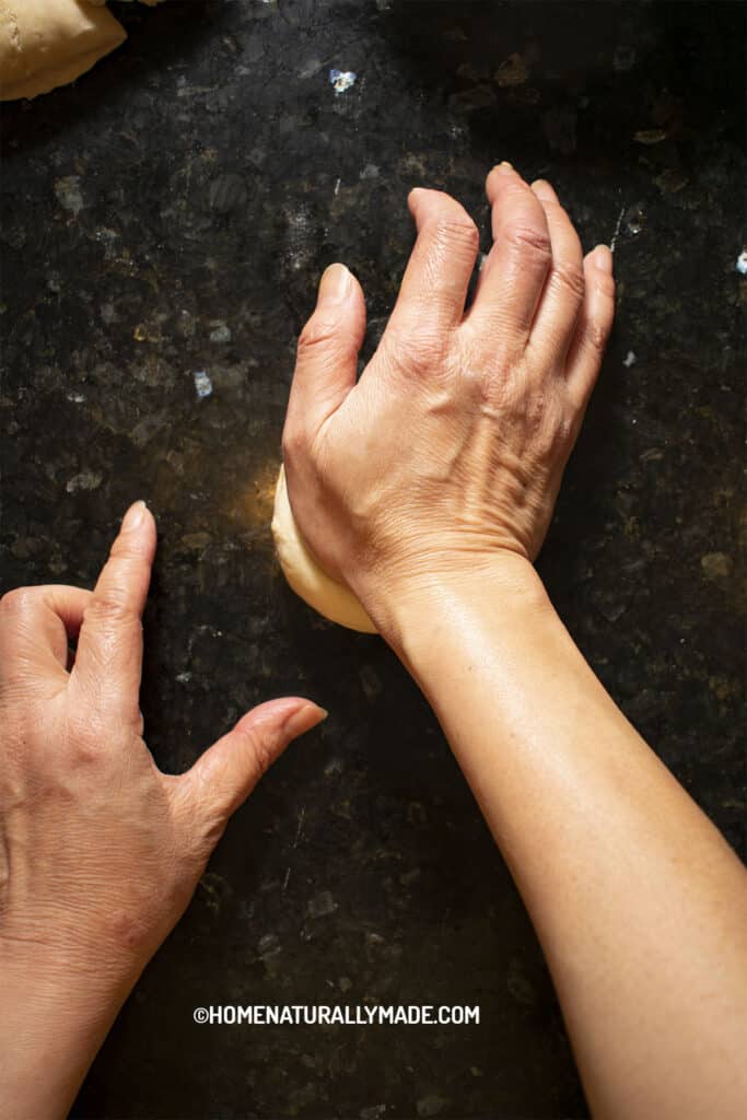 Press Down the stand-up Roll