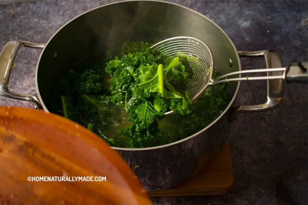 Freshly Blanched Kale for Kale with Sesame Oil