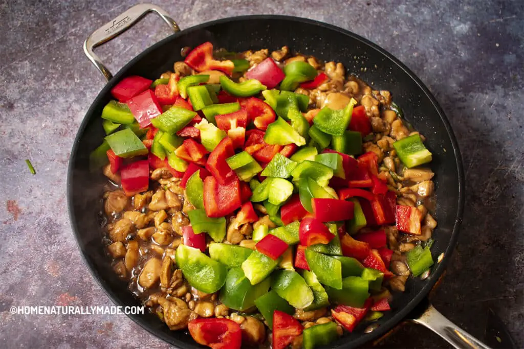 Chicken with Duo Peppers Stir Fry in Process