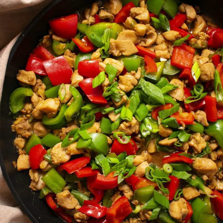 Chicken with Duo Peppers Stir Fry