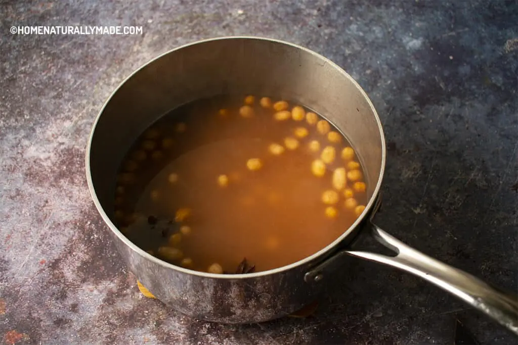 Boiled Peanuts with Spices {Huai Yang Style}