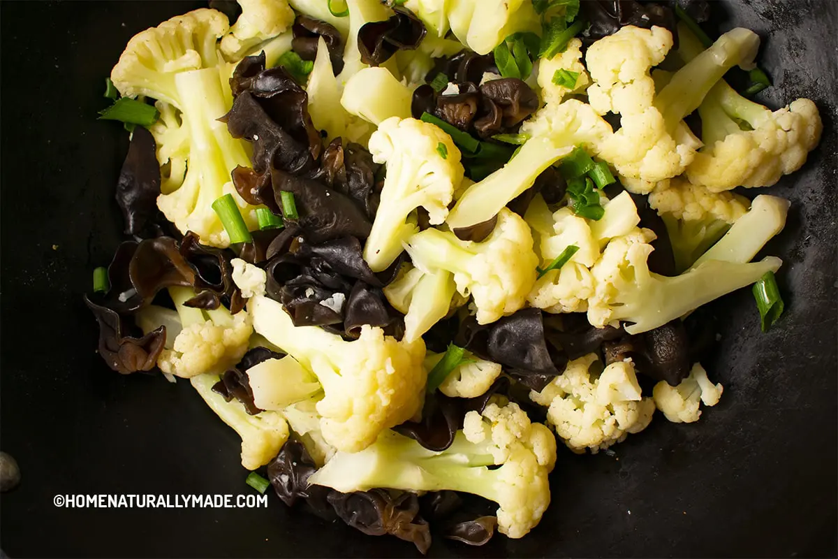 Boiled Cauliflower with Black Fungus