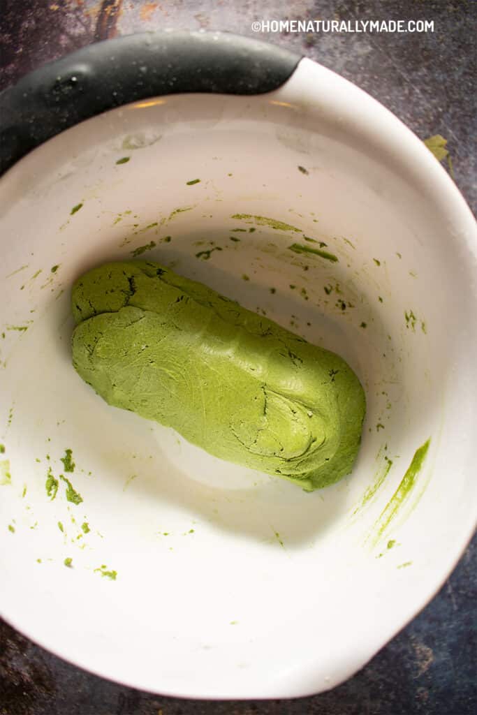 Green Sweet Rice Flour Dough for Qing Tuan