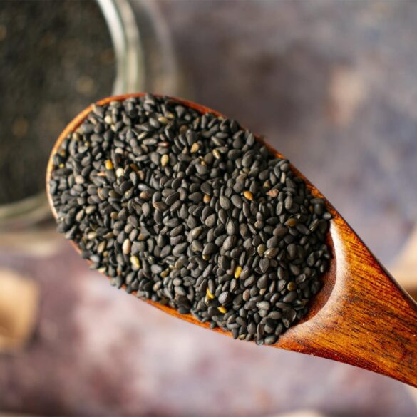 Roast Sesame Seeds {Easy Stovetop Using a Wok} HomeNaturallyMade