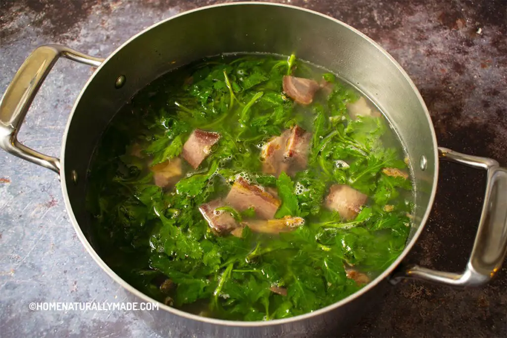 Freshly Cooked Ju Hua Cai Soup with Salted Pork