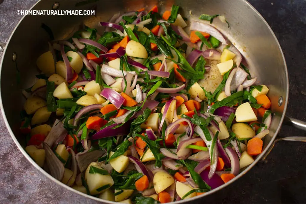 Stir Fried vegetable assortment to mix with Lu Rou Sauce