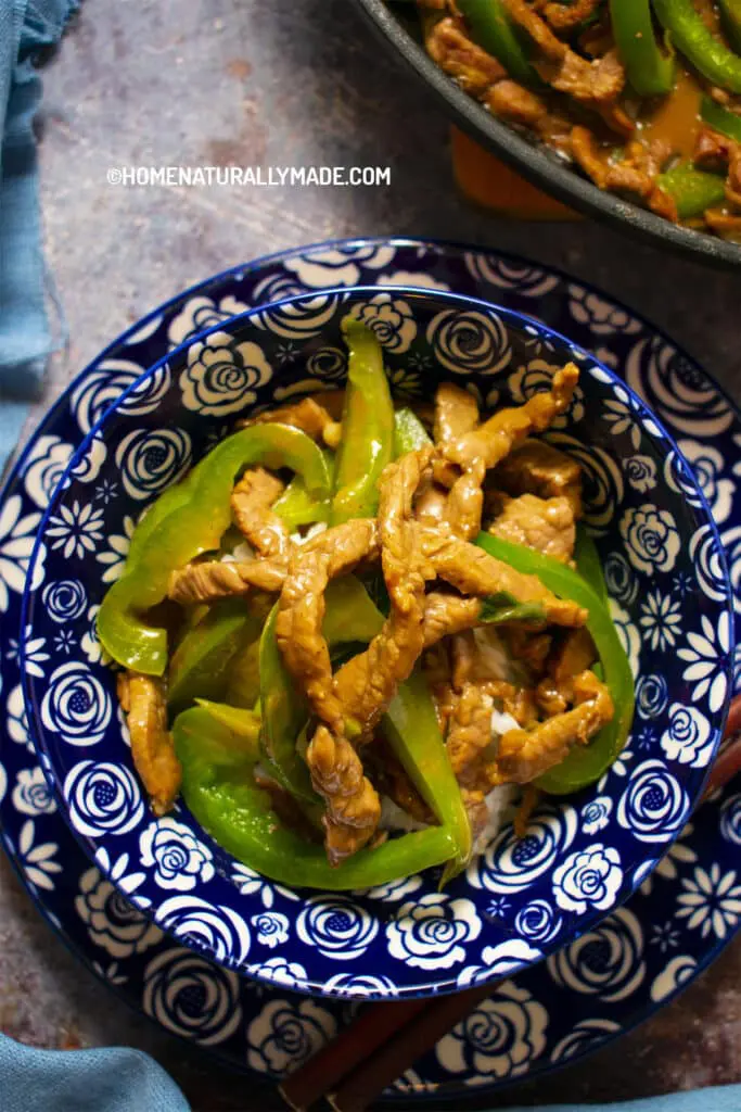 Beef and Green Pepper Stir Fry {Qing Jiao Niu Rou Si}