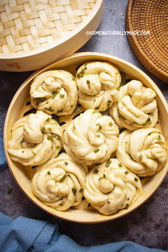 Chinese Flower Rolls {Hua Juan 花卷}