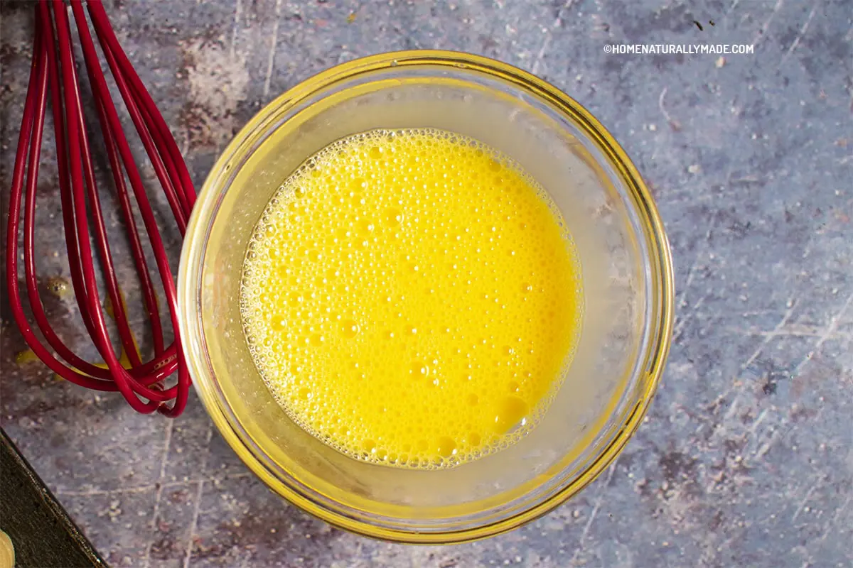 egg yolk liquid for basting Cantonese Mooncake