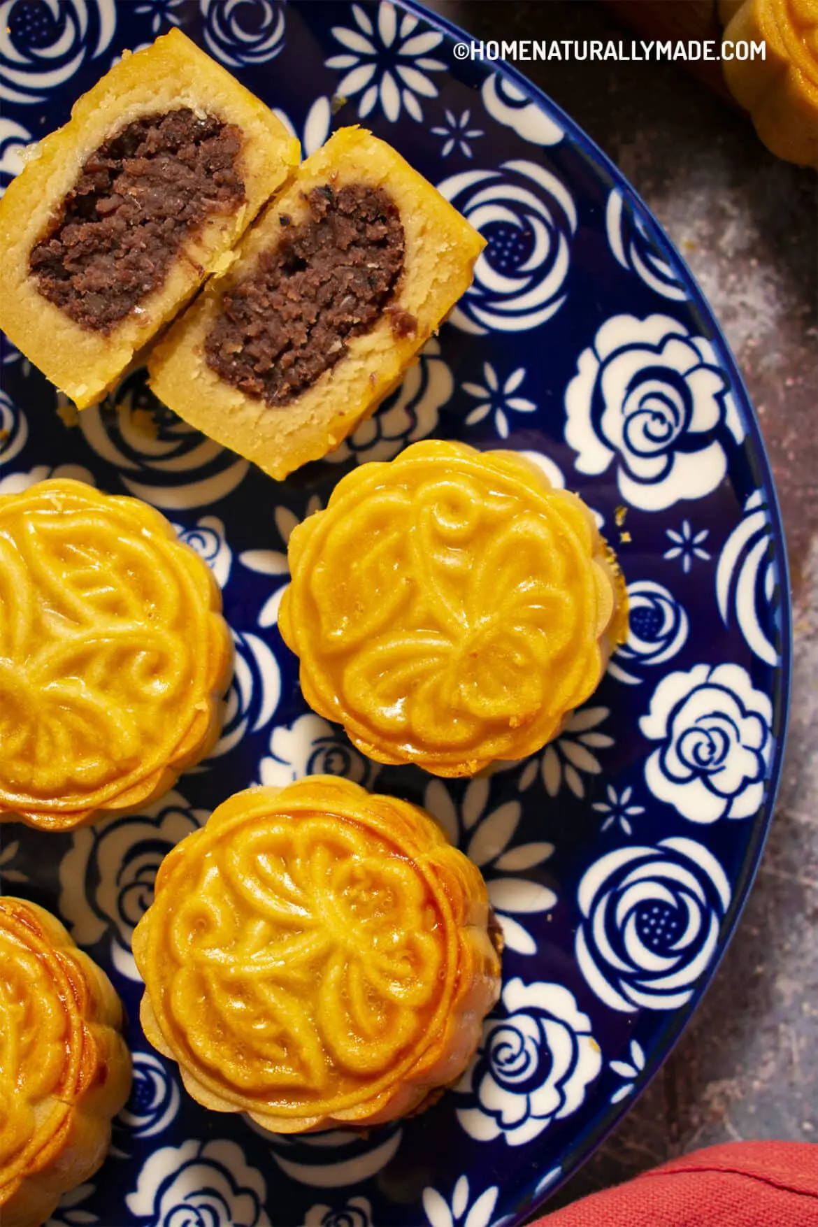 Cantonese Mooncake {Red Bean Paste}
