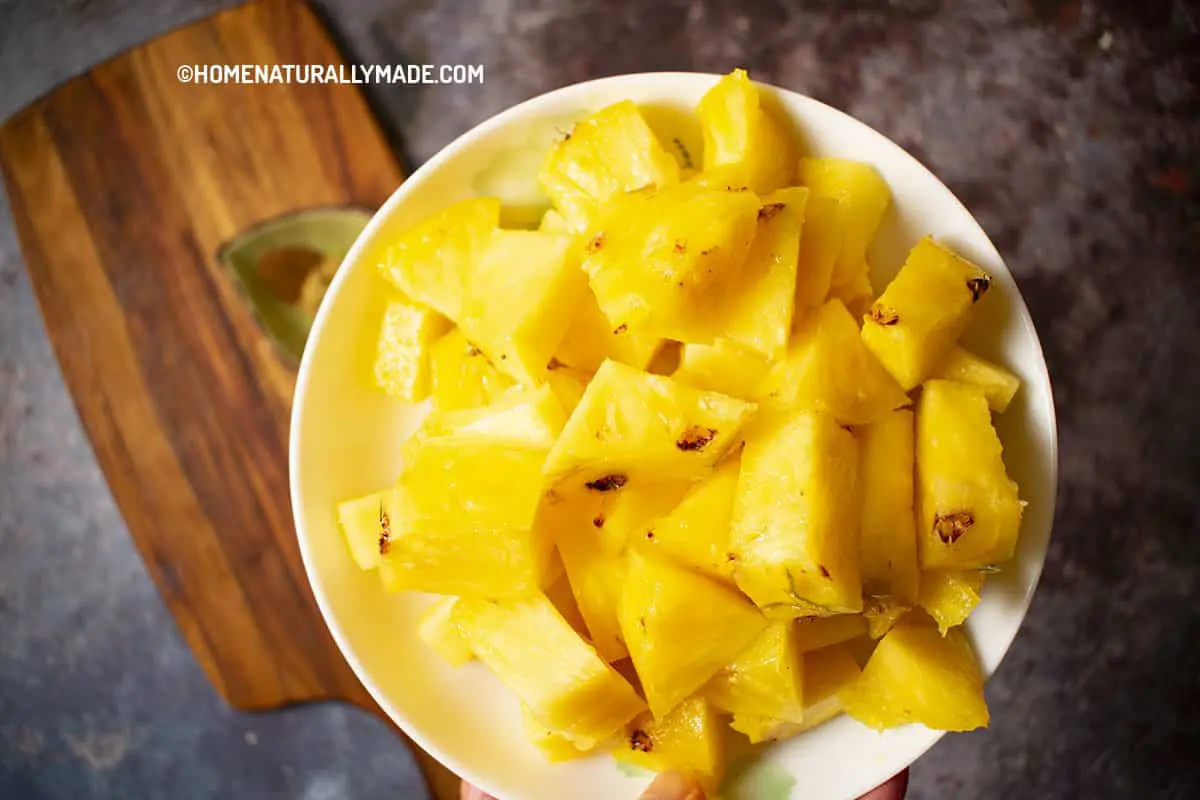 cubed fresh pineapple for sweet and sour pork {Gu Lao Rou} dish