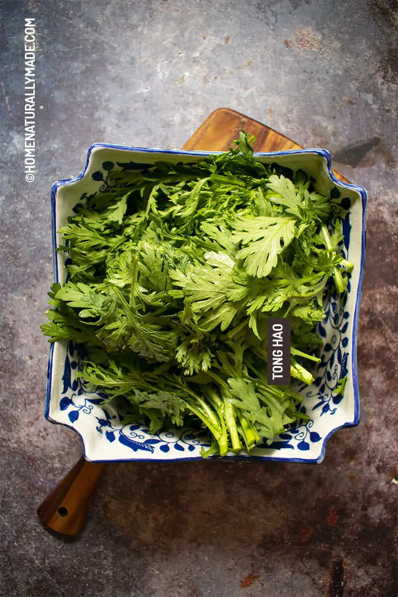 Tong Hao {Crown Daisy leafy Vegetable}