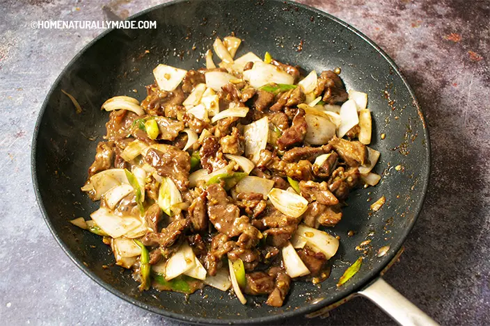 freshly made Mongolian Beef in the pan