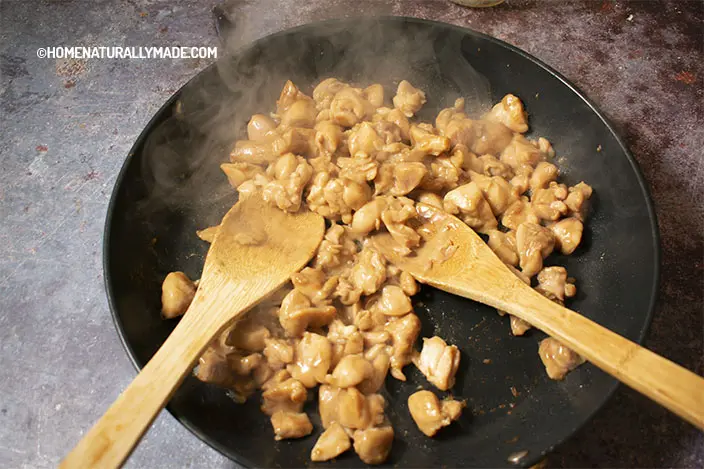 Cook the marinated chicken cubes in the Frying Pan