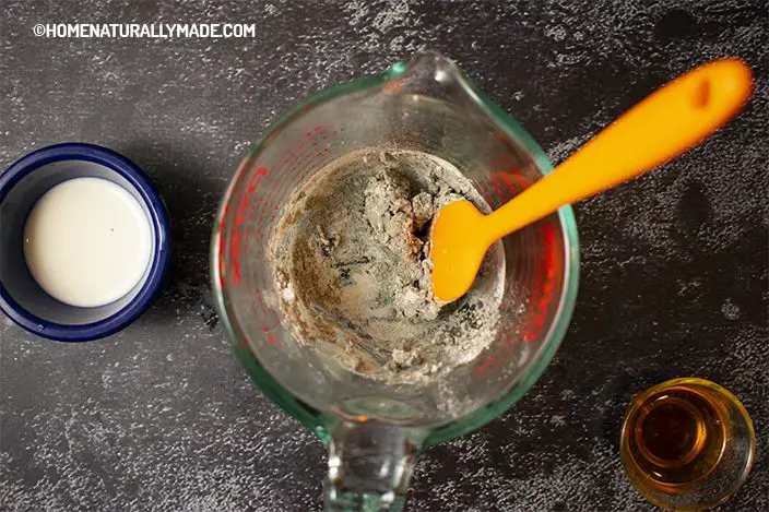 Mixing clay facial mask