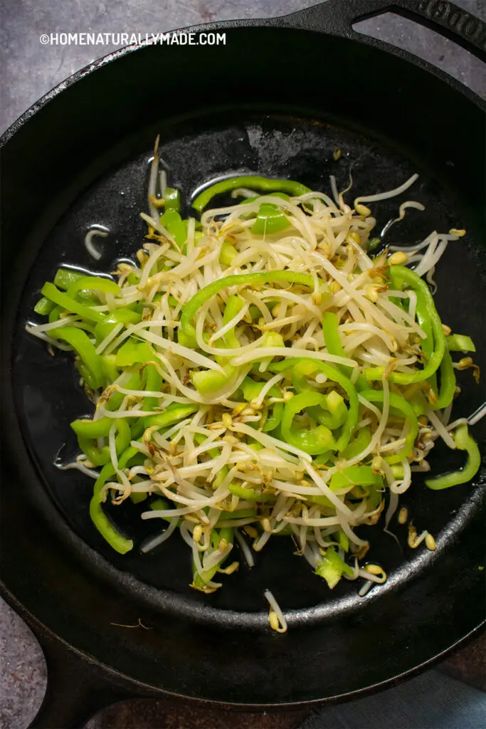 Mung Bean Sprouts Stir Fry {Traditional Chinese Home Cooking} Recipe