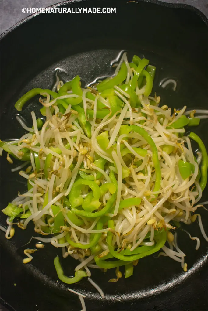 Mung Bean Sprouts Stir Fry {Traditional Chinese Home Cooking} Recipe