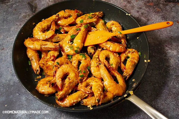 You Bao Xia Shanghai-Style Shrimp {油爆虾} recipe