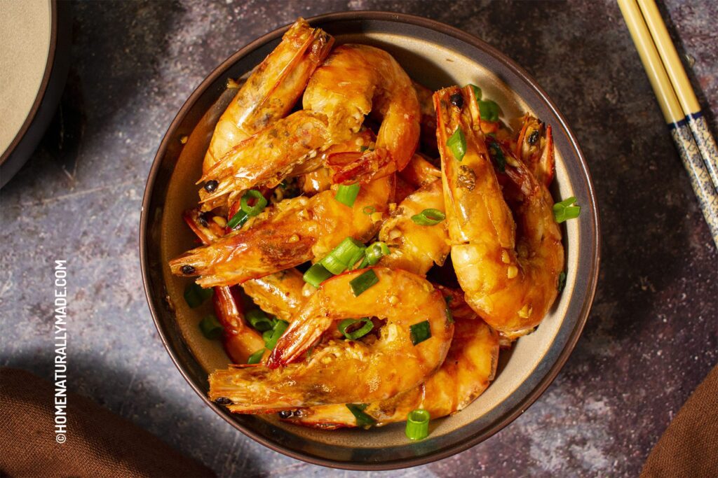 You Bao Xia {Shanghai-Style Shrimp 油爆虾} - HomeNaturallyMade
