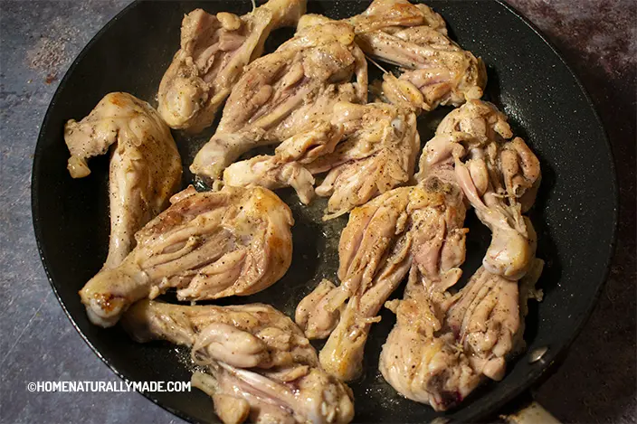 pan fry chicken drumsticks in the hard anodized frying pan